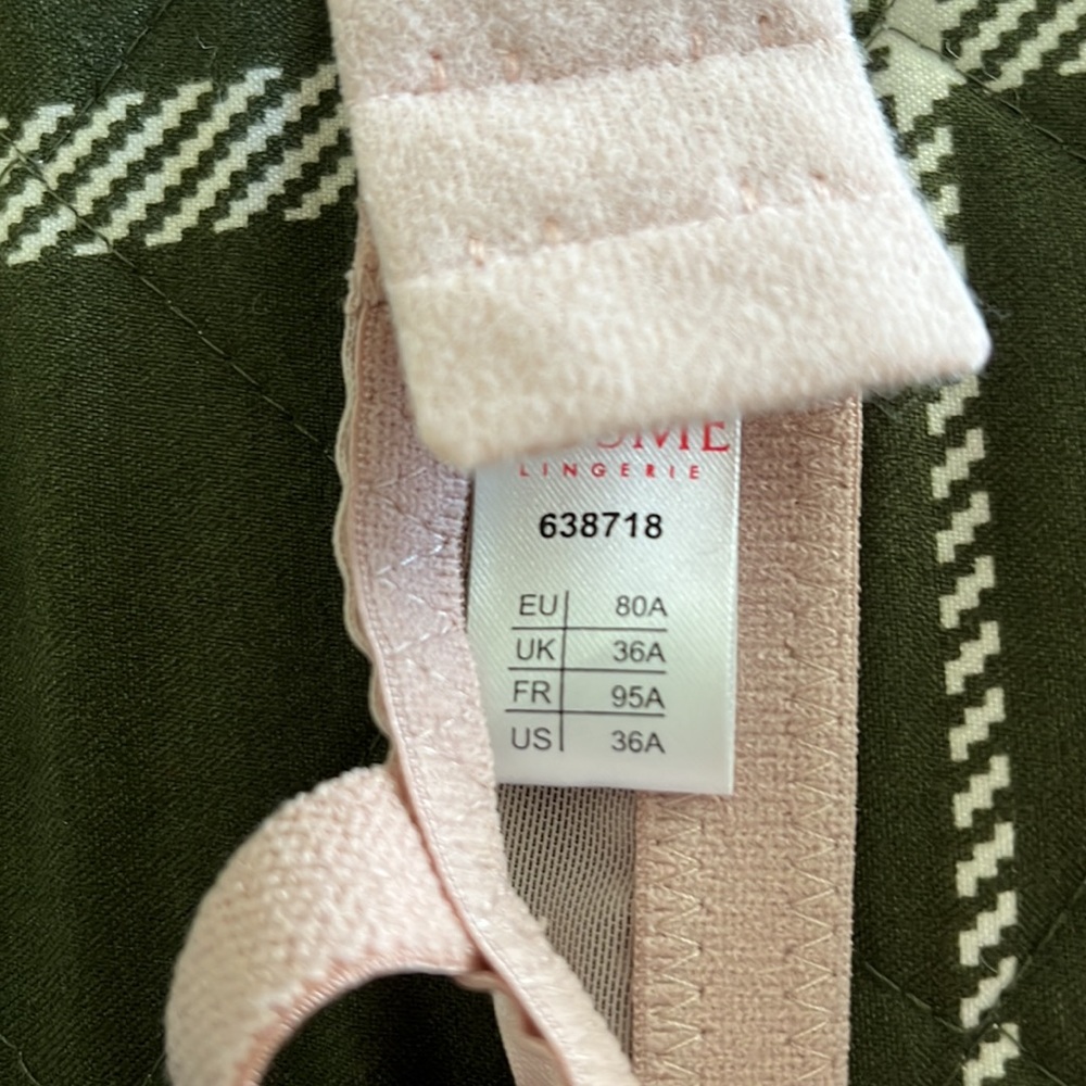 Underwire Bra - Picture 3 of 3